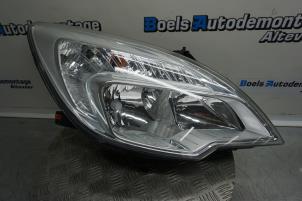 Used Headlight, right Opel Meriva 1.4 16V Ecotec Price € 125,00 Margin scheme offered by Boels Autodemontage