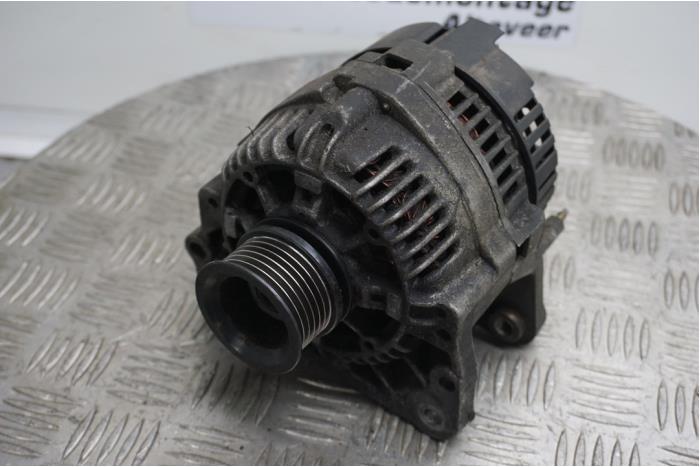 Begagnade Dynamo Volkswagen Lupo (6X1) 1.0 MPi 50 Pris € 35,00 Marginaltabell erbjuds av Boels Autodemontage