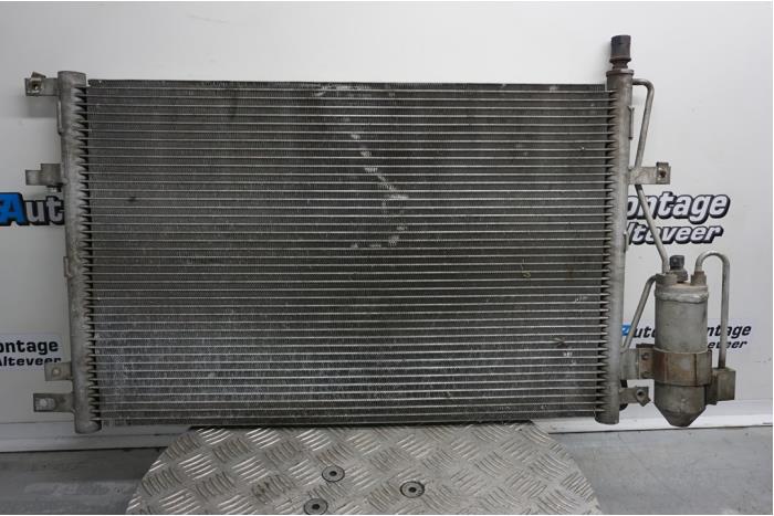 Begagnade AC-radiator Volvo XC90 I 2.9 T6 24V Pris € 50,00 Marginaltabell erbjuds av Boels Autodemontage