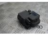 Ignition coil from a Mercedes S (W220), 1998 / 2005 5.0 S-500 V8 24V 4-Matic, Saloon, 4-dr, Petrol, 4.966cc, 225kW (306pk), 4x4, M113966, 2002-09 / 2005-08, 220.084; 220.184 2002