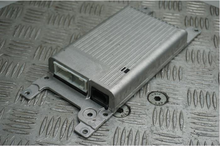 Phone module from a BMW 3 serie Touring (E91) 320i 16V 2009