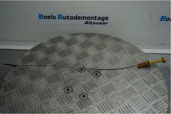 Gebrauchte Ölmessstab Peugeot 206 SW (2E/K) 1.4 Preis € 10,00 Margenregelung angeboten von Boels Autodemontage
