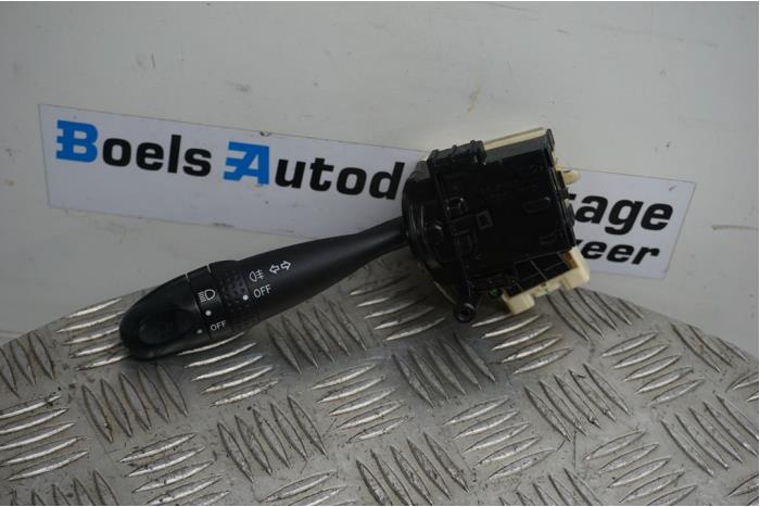 Indicator switch from a Nissan Pixo (D31S) 1.0 12V 2010