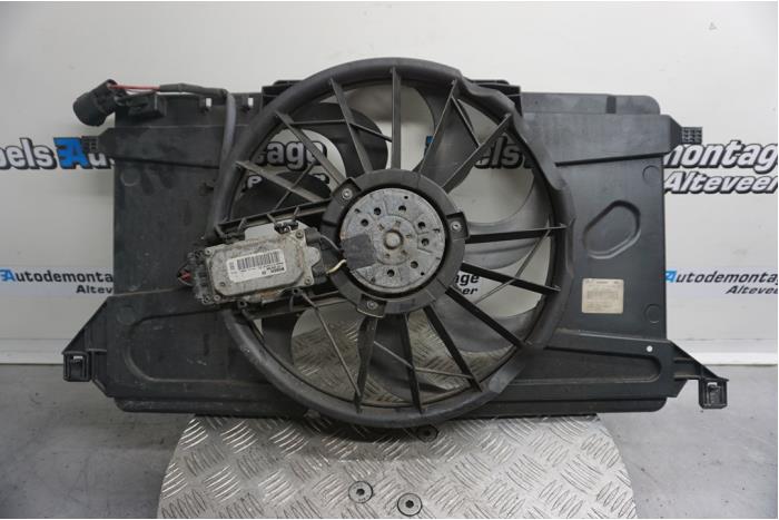 Gebrauchte Kühlerventilator Volvo V50 (MW) 2.0 D 16V Preis € 20,00 Margenregelung angeboten von Boels Autodemontage