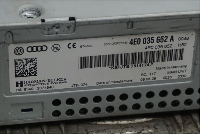Unité de contrôle Multimedia d'un Audi A6 (C6) 2.7 TDI V6 24V Quattro 2010