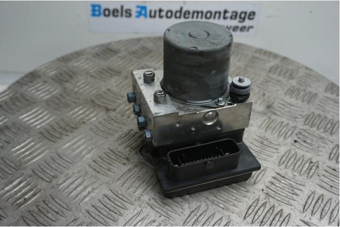Usagé Pompe ABS Audi A6 (C6) 2.7 TDI V6 24V Quattro Prix € 150,00 Règlement à la marge proposé par Boels Autodemontage