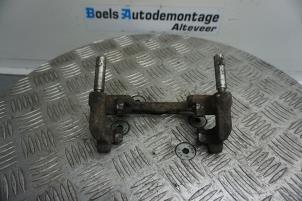 Used Front brake calliperholder, right Mazda 3 Sport (BK14) 1.6i 16V Price € 20,00 Margin scheme offered by Boels Autodemontage