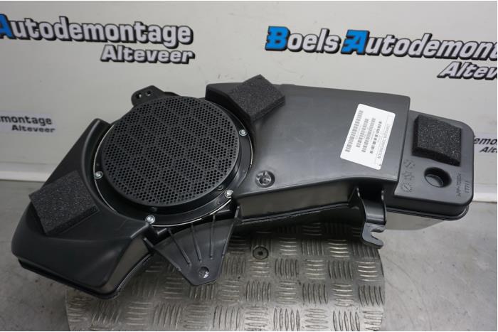 Begagnade Bashögtalare Jeep Compass II (MP) 1.4 Multi Air2 16V 4x4 Pris € 100,00 Marginaltabell erbjuds av Boels Autodemontage