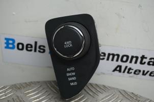Usagé Interrupteur blocage de différentiel Jeep Compass (MP) 1.4 Multi Air2 16V 4x4 Prix € 40,00 Règlement à la marge proposé par Boels Autodemontage