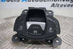 Usados Interruptor de freno de mano Jeep Compass (MP) 1.4 Multi Air2 16V 4x4 Precio € 40,00 Norma de margen ofrecido por Boels Autodemontage