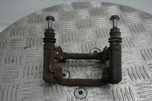 Used Rear brake calliperholder, right Mini Clubman (R55) 1.6 16V One Price € 20,00 Margin scheme offered by Boels Autodemontage