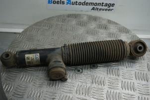Used Rear shock absorber, left Opel Vectra C GTS 3.0 CDTI V6 24V Price € 35,00 Margin scheme offered by Boels Autodemontage