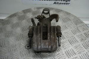 Used Rear brake calliper, left Audi A4 Avant (B7) 2.0 20V Price € 35,00 Margin scheme offered by Boels Autodemontage