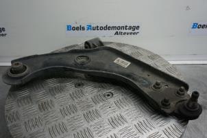 Used Front wishbone, right Peugeot 308 SW (L4/L9/LC/LJ/LR) 1.2 12V e-THP PureTech 130 Price € 35,00 Margin scheme offered by Boels Autodemontage