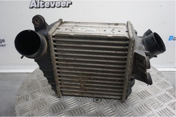 Intercooler from a Volkswagen New Beetle (1Y7) 1.8 20V Turbo 2006