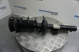 Used Front shock absorber rod, right Volkswagen Polo Price € 50,00 Margin scheme offered by Boels Autodemontage