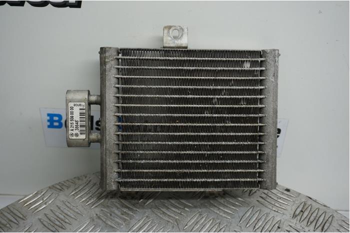 Gebrauchte Ölkühler Mercedes CL (215) 5.8 CL-600 V12 36V Preis € 65,00 Margenregelung angeboten von Boels Autodemontage