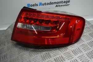 Usagé Feu arrière droit Audi S4 Avant (B8) 3.0 TFSI V6 24V Prix € 125,00 Règlement à la marge proposé par Boels Autodemontage