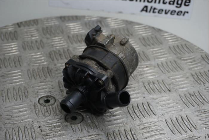 Begagnade Vattenpump Audi S4 Avant (B8) S4 3.0 TFSI V6 24V Pris € 150,00 Marginaltabell erbjuds av Boels Autodemontage