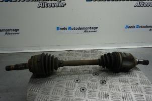 Used Front drive shaft, left Toyota Avensis (T22) 1.8 16V Price € 35,00 Margin scheme offered by Boels Autodemontage
