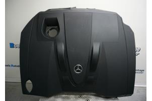Usados Chapa protectora motor Mercedes C (W204) 2.2 C-220 CDI 16V Precio € 45,00 Norma de margen ofrecido por Boels Autodemontage