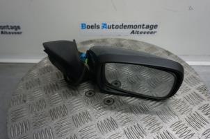 Used Wing mirror, right Volvo V50 (MW) 1.6 D 16V Price € 40,00 Margin scheme offered by Boels Autodemontage
