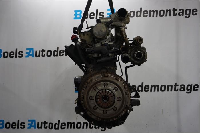 Engine from a Nissan Primastar 1.9 dCi 100 2005