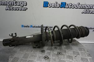 Used Front shock absorber rod, right Volkswagen Polo V (6R) 1.4 16V Price € 40,00 Margin scheme offered by Boels Autodemontage