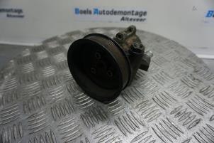 Used Power steering pump Volkswagen Polo III (6N2) 1.4 Price € 35,00 Margin scheme offered by Boels Autodemontage