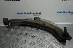 Used Front wishbone, right Nissan Almera (N16) 1.5 16V Price € 35,00 Margin scheme offered by Boels Autodemontage