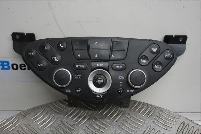 Heater control panel from a Nissan Primera (P12) 1.8 16V 2004