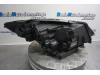 Phare gauche d'un Land Rover Discovery Sport (LC) 2.0 TD4 150 16V 2016