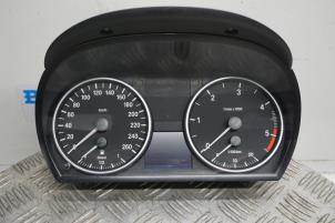 Używane Licznik kilometrów KM BMW 3 serie (E90) 320d 16V Cena € 75,00 Procedura marży oferowane przez Boels Autodemontage
