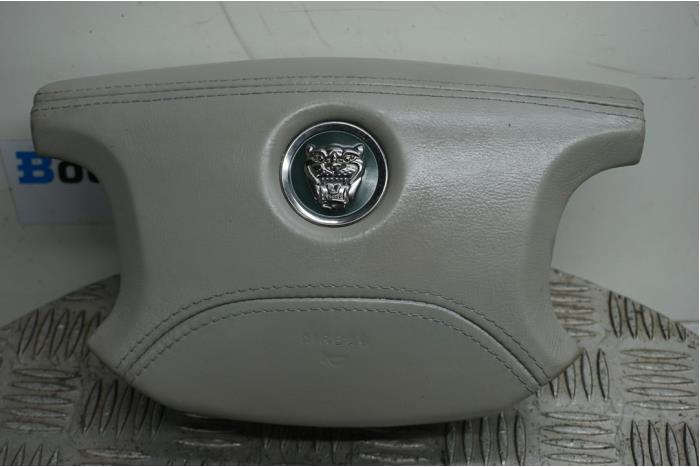 Airbag izquierda (volante) de un Jaguar XJ (X350) R 4.2 V8 32V 2004