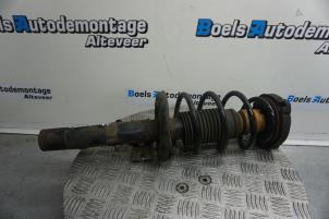Used Front shock absorber rod, right Volkswagen Polo IV (9N1/2/3) 1.2 12V Price € 35,00 Margin scheme offered by Boels Autodemontage