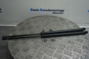 Usagé Kit amortisseur gaz hayon Volkswagen Golf VI Variant (AJ5/1KA) 1.6 TDI 16V 105 Prix € 20,00 Règlement à la marge proposé par Boels Autodemontage