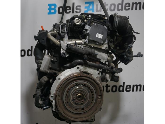 Engine from a Volkswagen Golf VI Variant (AJ5/1KA) 1.6 TDI 16V 105 2010