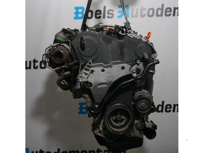 Motor van een Volkswagen Golf VI Variant (AJ5/1KA) 1.6 TDI 16V 105 2010