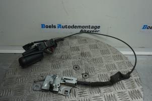 Used Motor for power tailgate closer Audi A8 (D3) 4.0 TDI V8 32V Quattro Price € 50,00 Margin scheme offered by Boels Autodemontage