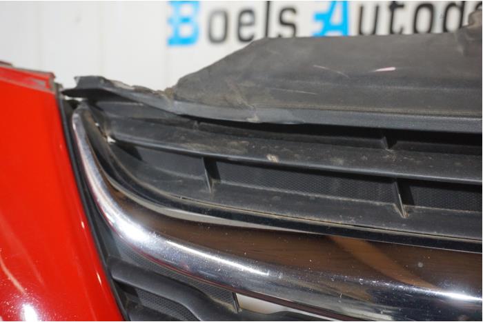 Pare-chocs avant d'un Opel Karl 1.0 12V 2015