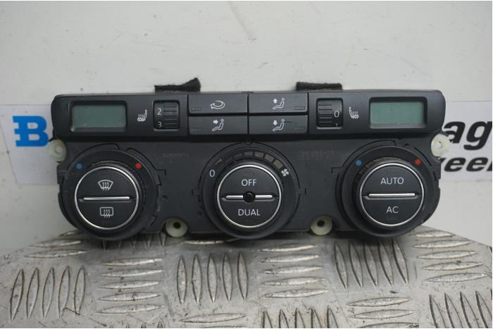 Używane Panel climatronic Volkswagen Eos (1F7/F8) 2.0 TFSI 16V Cena € 45,00 Procedura marży oferowane przez Boels Autodemontage