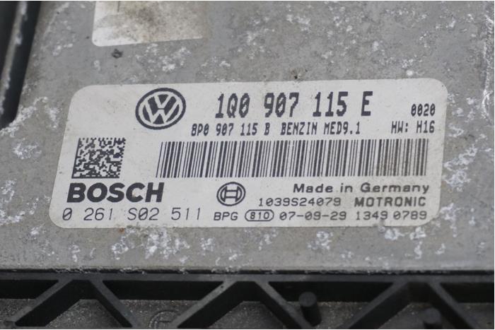 Ordenador de gestión de motor de un Volkswagen Eos (1F7/F8) 2.0 TFSI 16V 2008