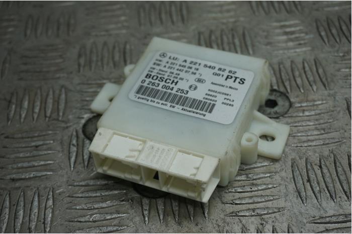 Begagnade PDC-modul Mercedes S (W221) 3.5 S-350 24V Pris € 40,00 Marginaltabell erbjuds av Boels Autodemontage