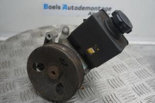 Used Power steering pump Ssang Yong Rexton 2.7 Xdi RX/RJ 270 16V Price € 45,00 Margin scheme offered by Boels Autodemontage
