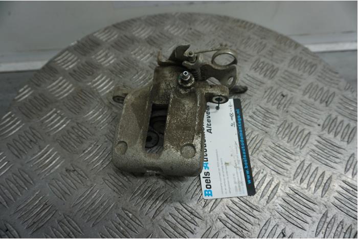Gebrauchte Bremszange rechts hinten Audi A4 (B5) 1.6 Preis € 40,00 Margenregelung angeboten von Boels Autodemontage