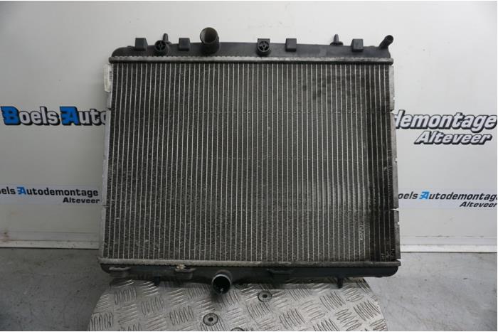 Usagé Radiateur Peugeot 208 I (CA/CC/CK/CL) 1.4 HDi Prix € 35,00 Règlement à la marge proposé par Boels Autodemontage
