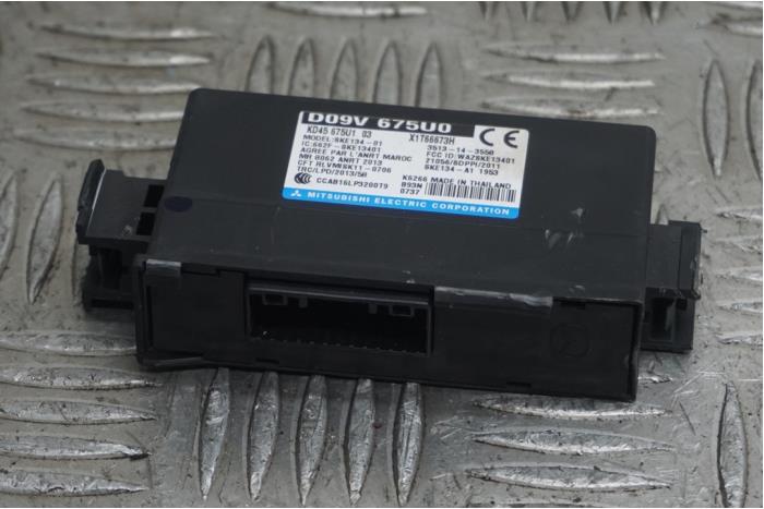 Używane Modul keyless vehicle Mazda 2 (DJ/DL) 1.5 SkyActiv-G 90 Cena € 80,00 Procedura marży oferowane przez Boels Autodemontage