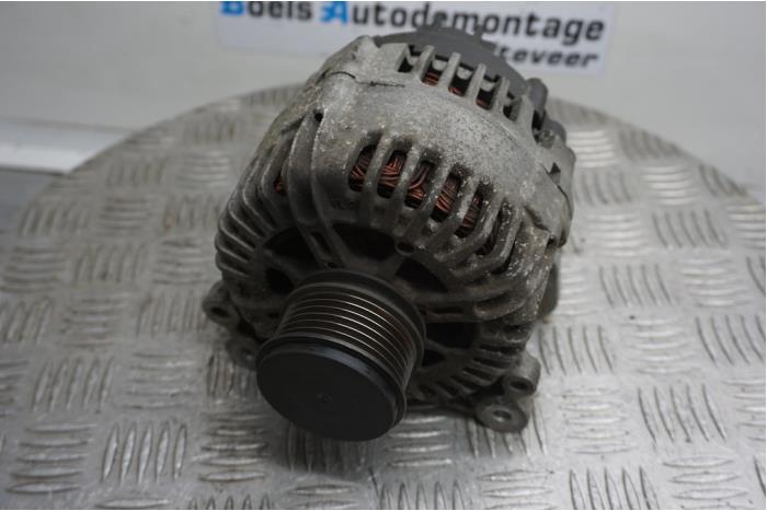 Begagnade Dynamo Audi A3 Sportback (8PA) Pris € 40,00 Marginaltabell erbjuds av Boels Autodemontage