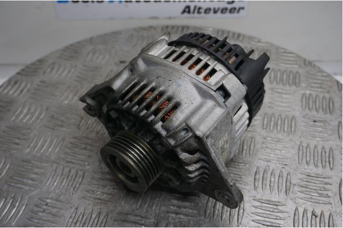 Begagnade Dynamo Citroen BX diesel 19 D Pris € 35,00 Marginaltabell erbjuds av Boels Autodemontage