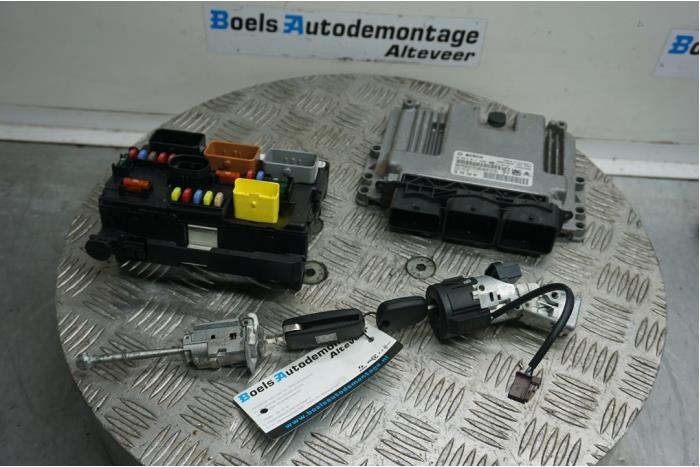 Used Ignition lock + computer Citroen C3 (SC) 1.6 HDi 92 Price € 100,00 Margin scheme offered by Boels Autodemontage